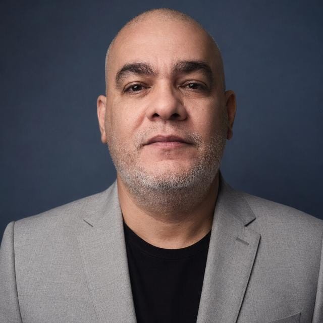 Retrato profissional de Carlos Almeida